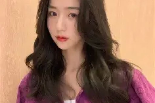 曝知名网红塌房！表面立爱国人设疯狂捞金背地砸6百万移民法国