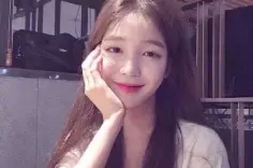 陪睡陪玩竟然只是冰山一角又有女星自曝圈内黑幕五十五岁了都不肯放过