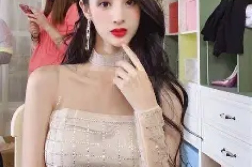 62岁男明星迎娶25岁丹麦美女教练38岁年龄差惊到众多吃瓜网友