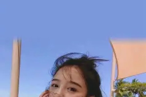 4位明星假唱现场萨顶顶拿反话筒不算啥他连对口型都懒得演！