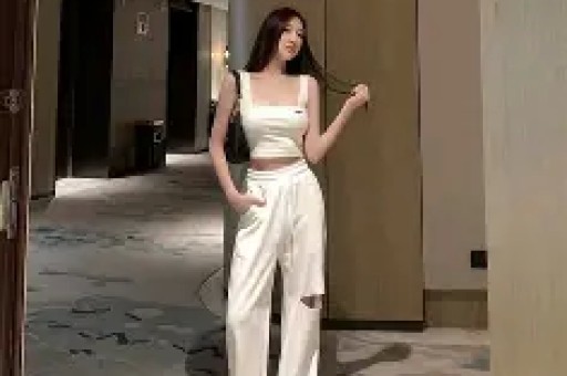 手握好牌却打得一塌糊涂过气明星仍旧“耍大牌”翻车早有征兆